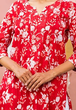 Printed Pure Cotton Straight Kurti in Red