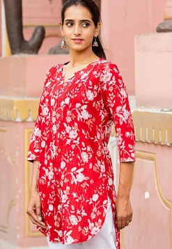 Printed Pure Cotton Straight Kurti in Red