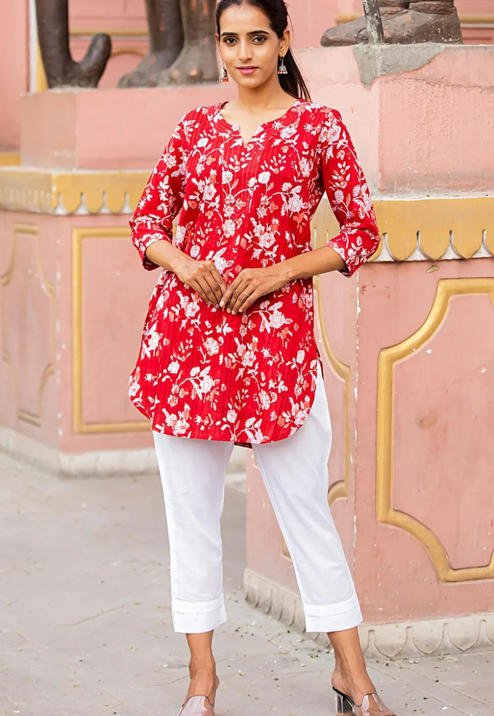 Printed Pure Cotton Straight Kurti in Red