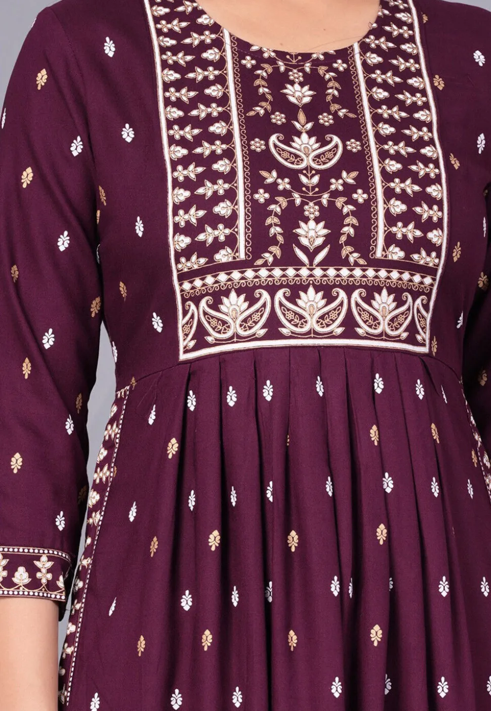 Printed Viscose Rayon Straight Kurta in Violet