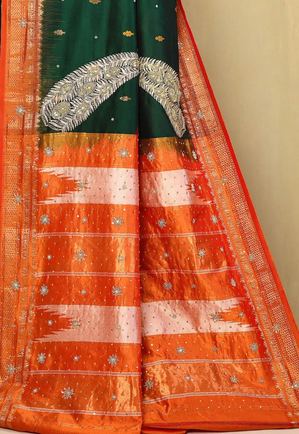 Pure Silk Kanchipuram Saree in Dark Green