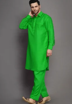 Solid Color Art Silk Paithani Suit in Green