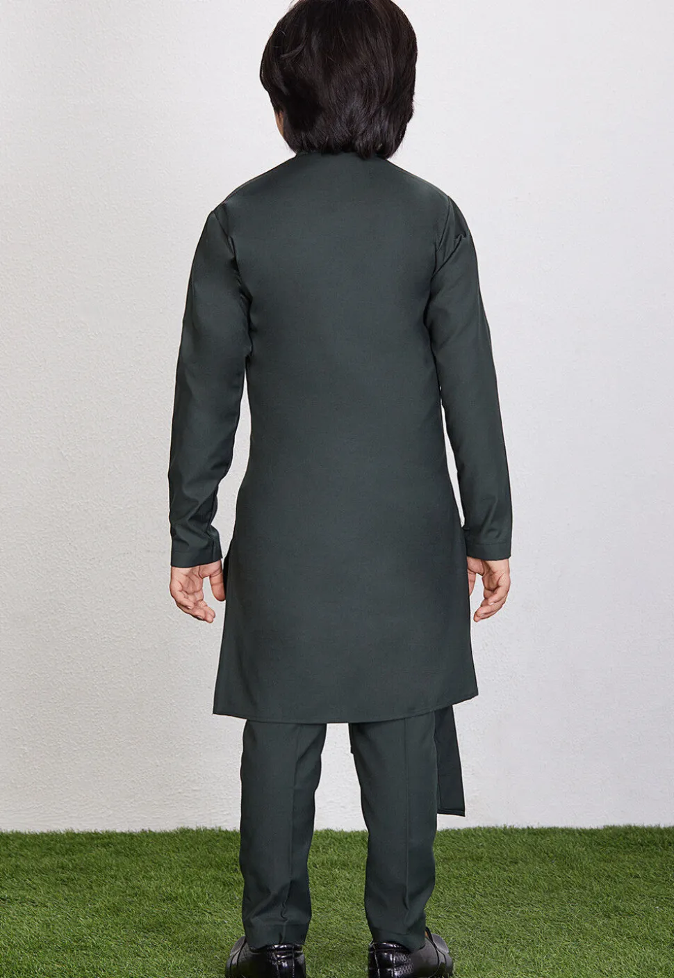 Solid Color Cotton Asymmetric Kurta Set in Dark Green