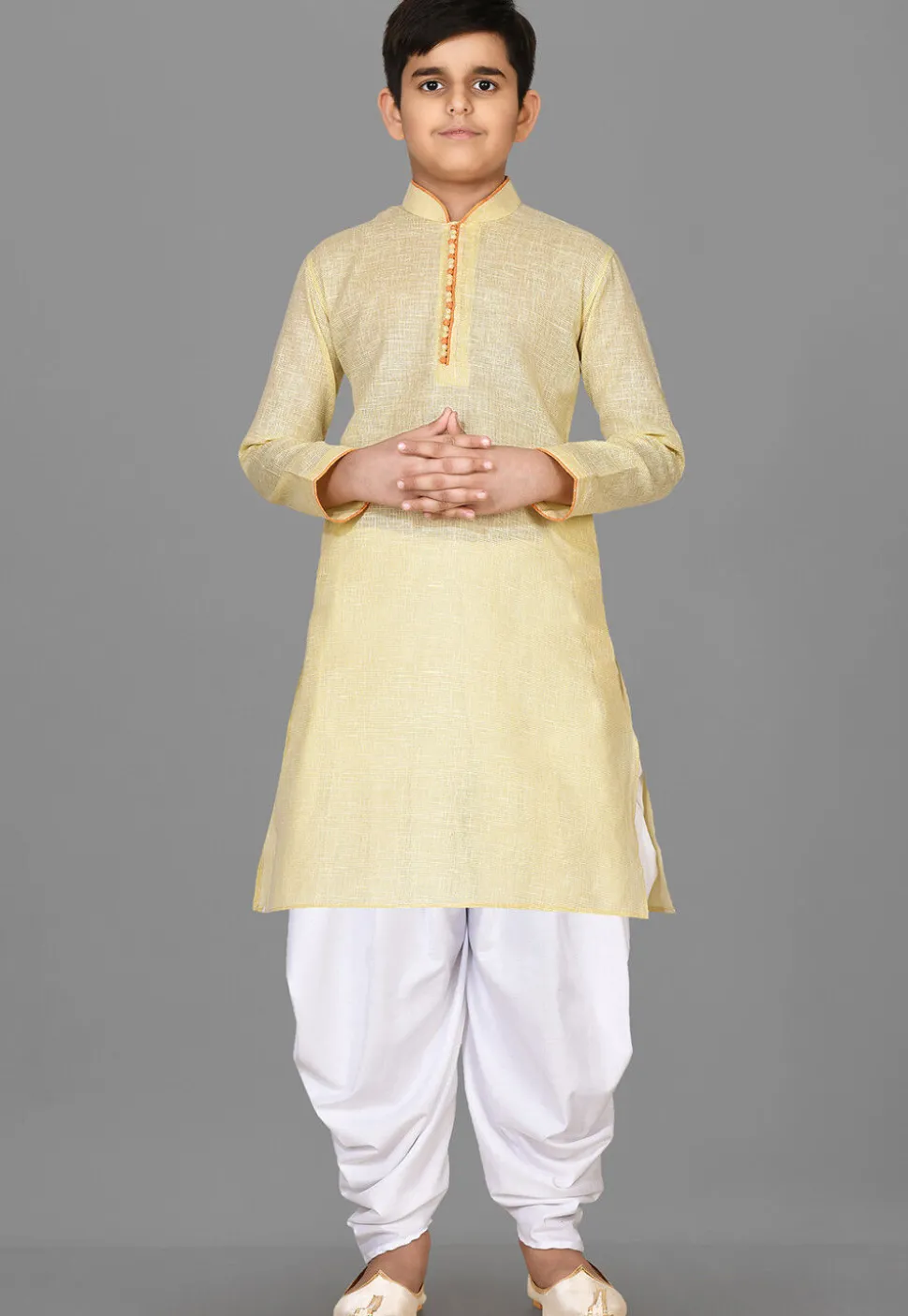 Solid Color Cotton Kurta Set in Yellow
