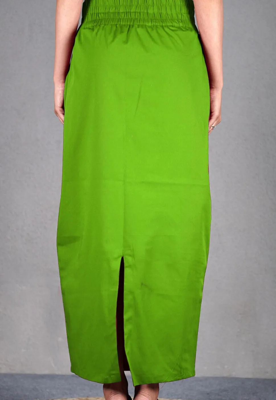 Solid Color Cotton Lycra Petticoat in Green
