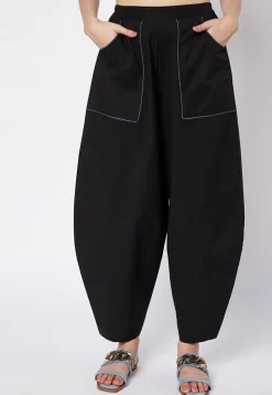 Solid Color Cotton Pant in Black