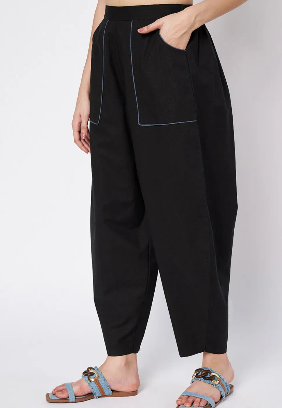 Solid Color Cotton Pant in Black