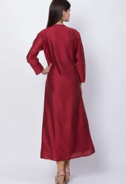 Solid Color Cotton Silk Front Slitted Kurta in Maroon