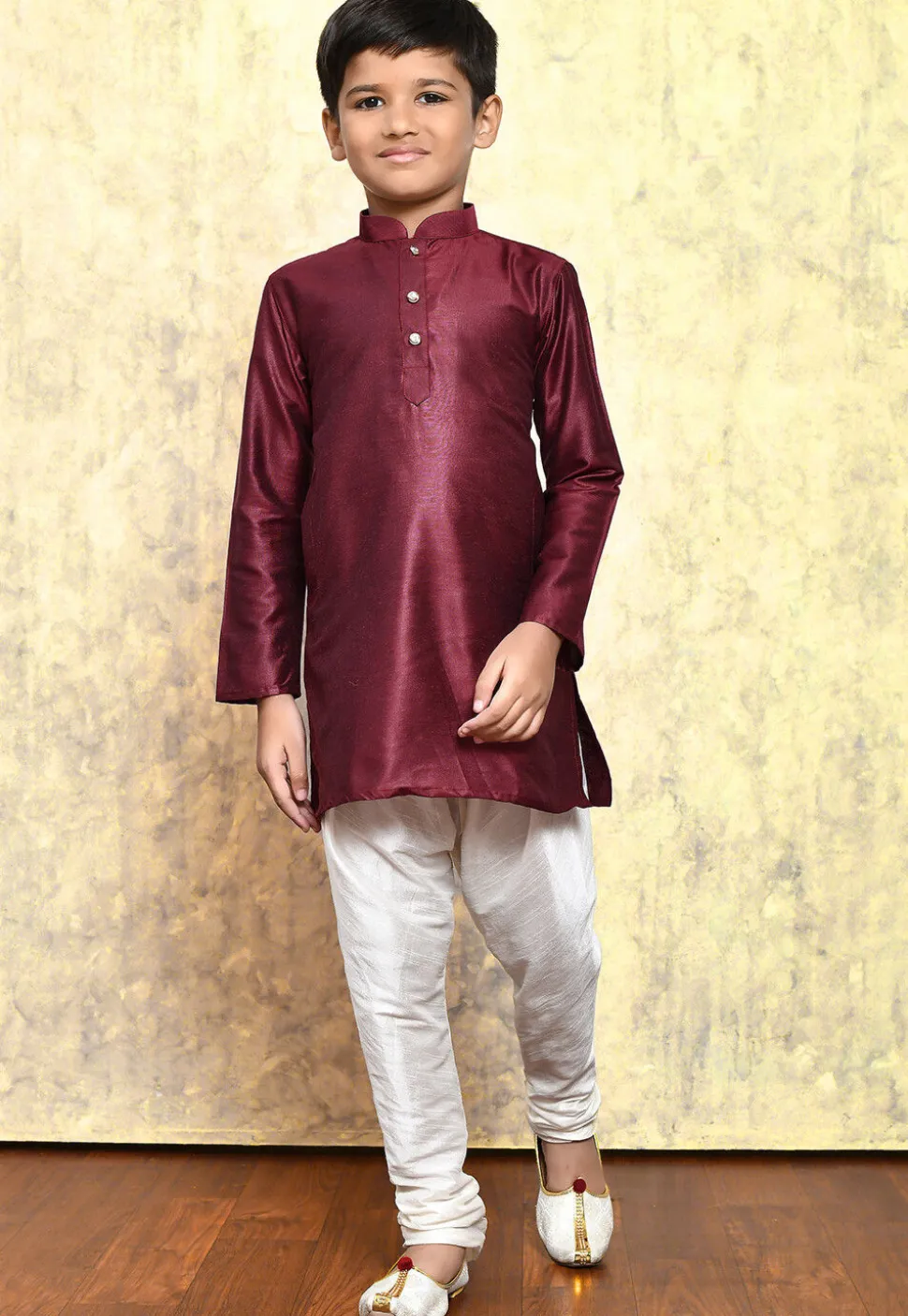 Solid Color Cotton Silk Kurta Set in Maroon