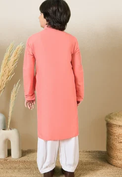 Solid Color Cotton Silk Kurta Set in Peach