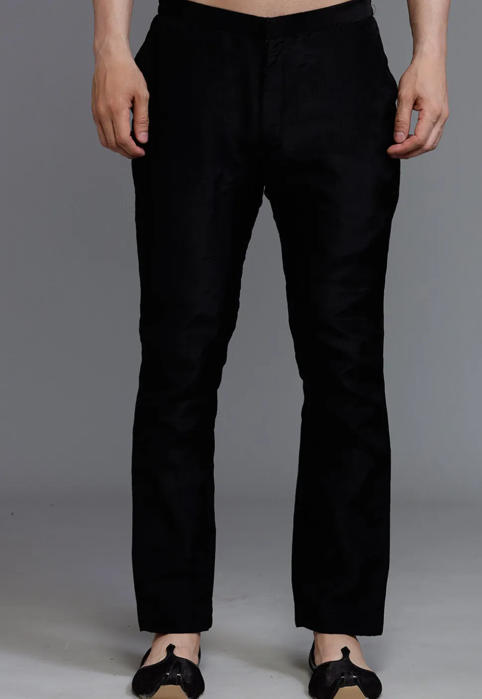 Solid Color Cotton Silk Pant in Black
