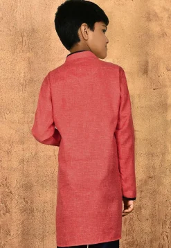 Solid Color Cotton Slub Kurta in Red