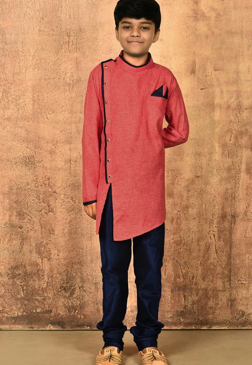 Solid Color Cotton Slub Kurta in Red