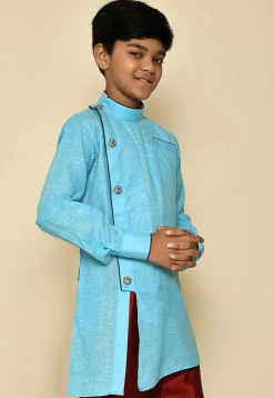 Solid Color Cotton Slub Kurta in Sky Blue