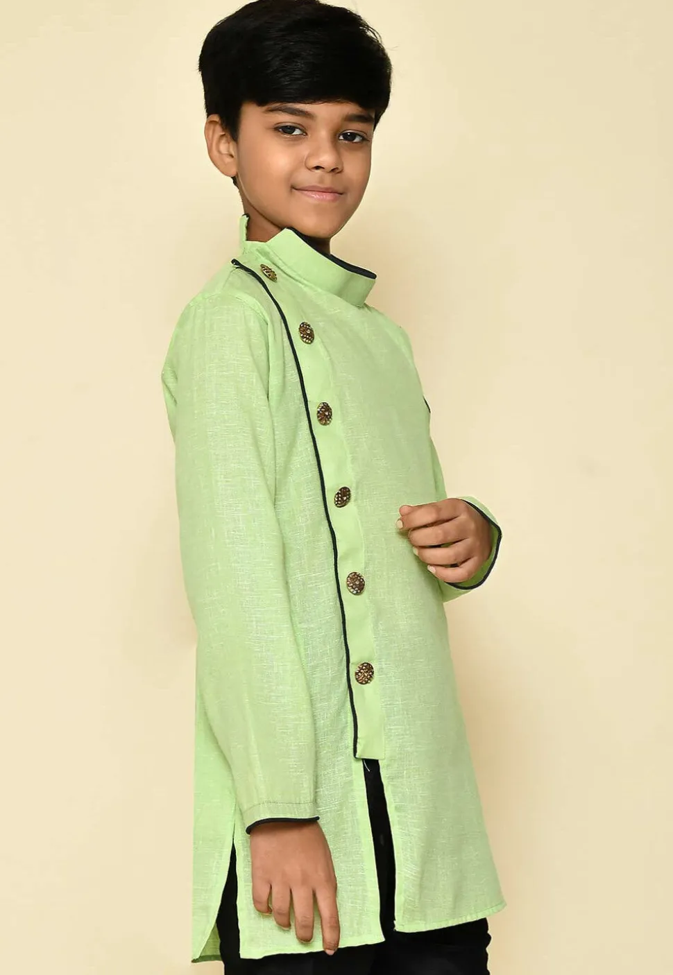 Solid Color Cotton Slub Kurta in Light Green