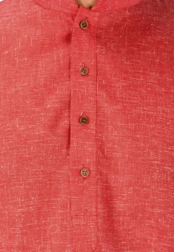 Solid Color Cotton Slub Kurta in Red