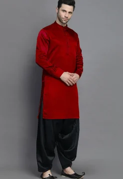 Solid Color Crepe Kurta in Maroon