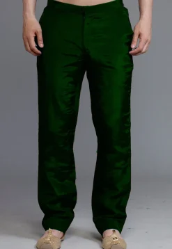 Solid Color Crepe Pant in Dark Green