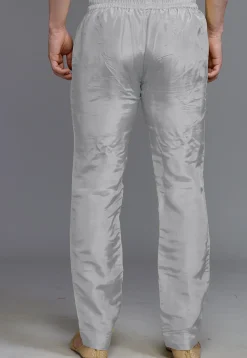 Solid Color Crepe Pant in Light Grey