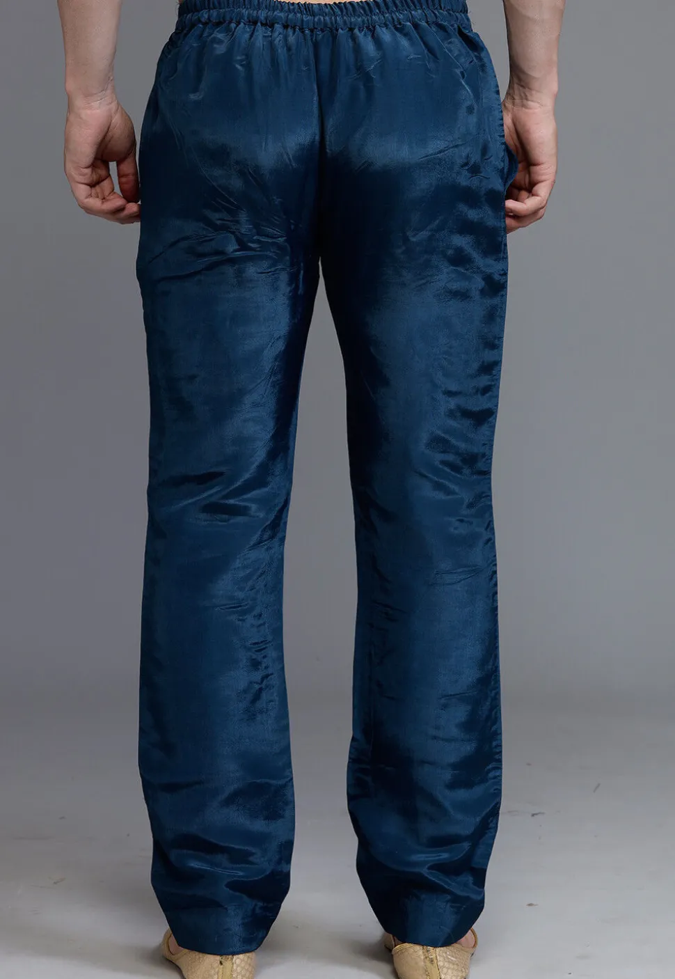 Solid Color Crepe Pant in Teal Blue