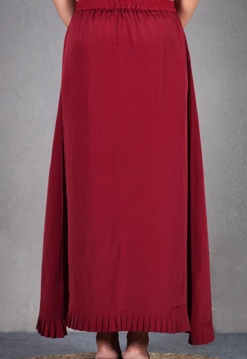 Solid Color Crepe Petticoat in Maroon