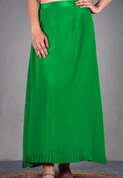 Solid Color Crepe Petticoat in Green