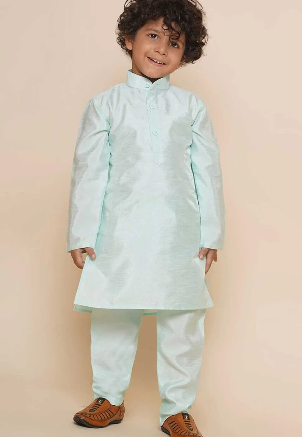 Solid Color Dupion Silk Kurta in Pastel Green