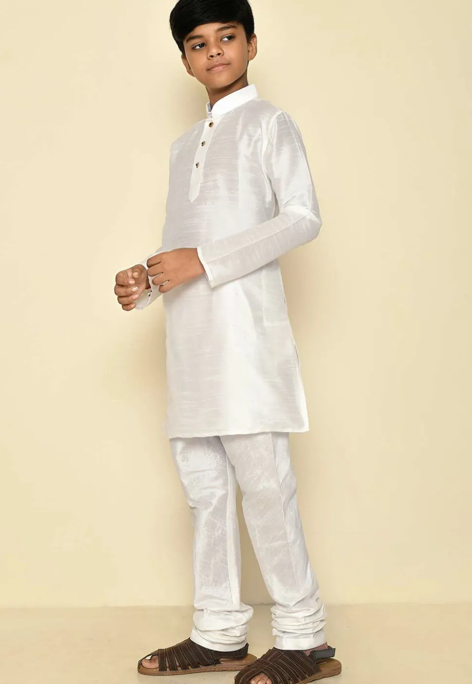 Solid Color Dupion Silk Kurta Set in Off White