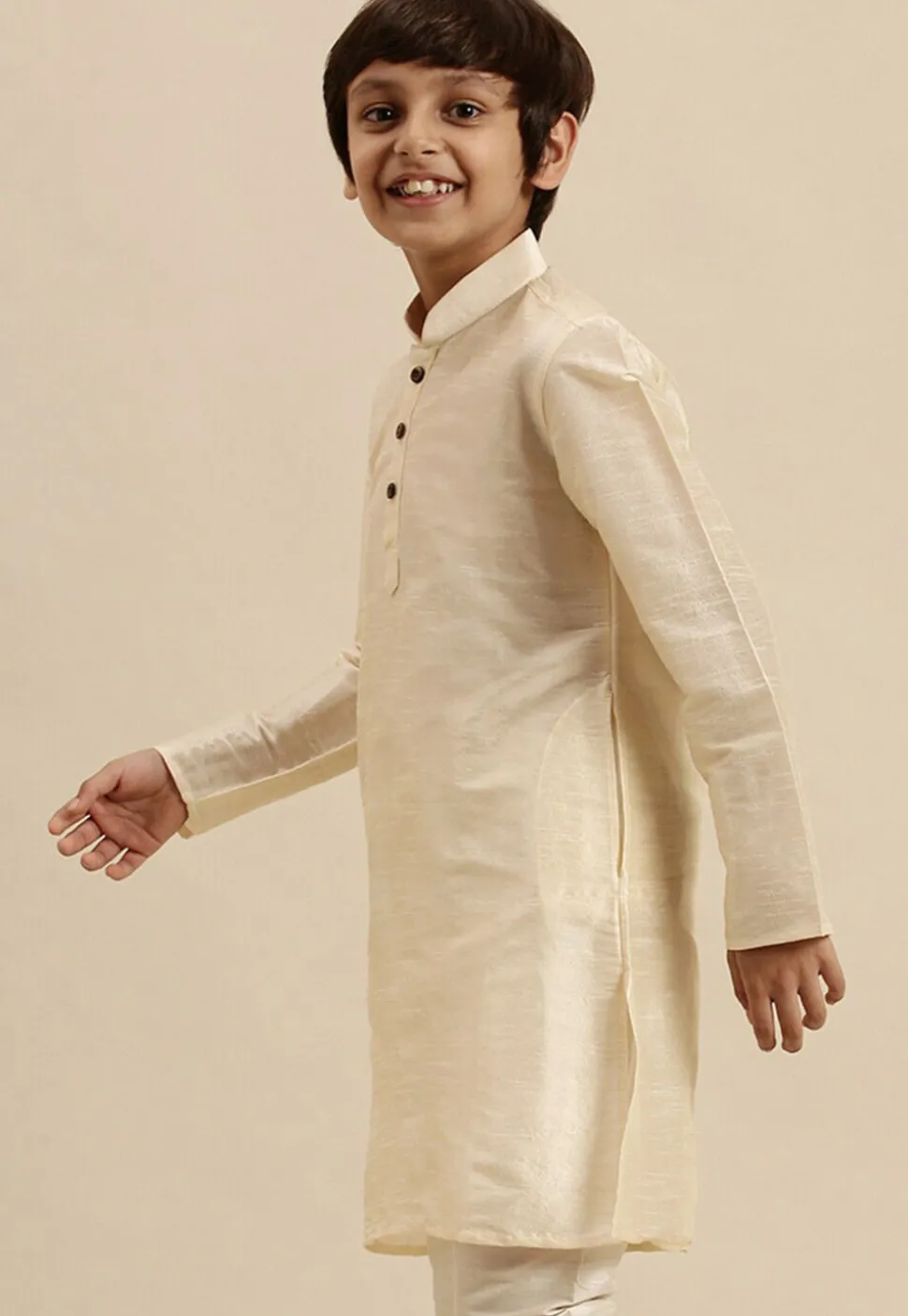 Solid Color Dupion Silk Kurta in Cream
