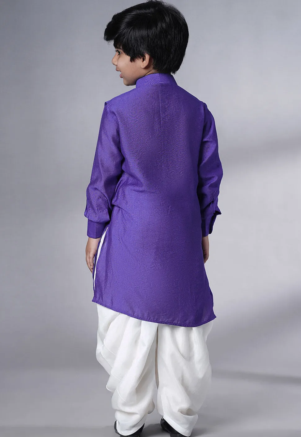 Solid Color Muslin Silk Kurta Set in Dark Purple
