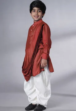 Solid Color Muslin Silk Kurta Set in Maroon