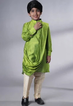 Solid Color Muslin Silk Kurta Set in Olive Green