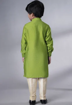 Solid Color Muslin Silk Kurta Set in Olive Green