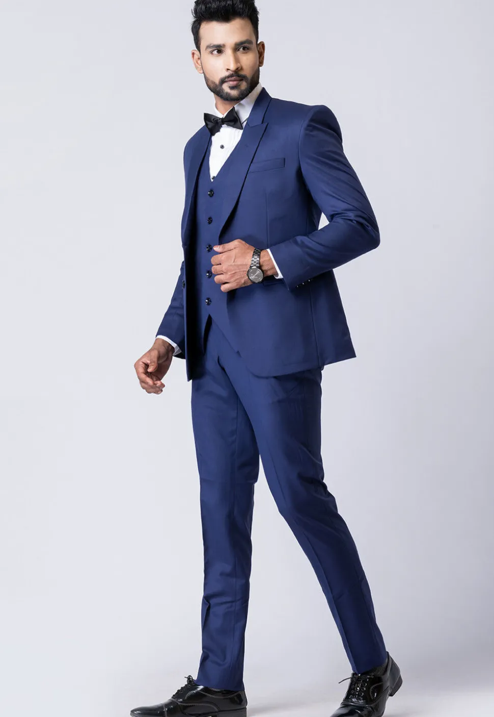 Solid Color Polyester Tuxedo in Navy Blue