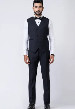 Solid Color Polyester Tuxedo in Black