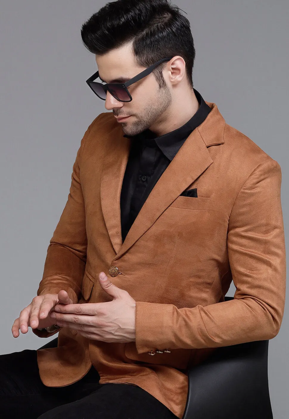 Solid Color Suede Blazer in Brown