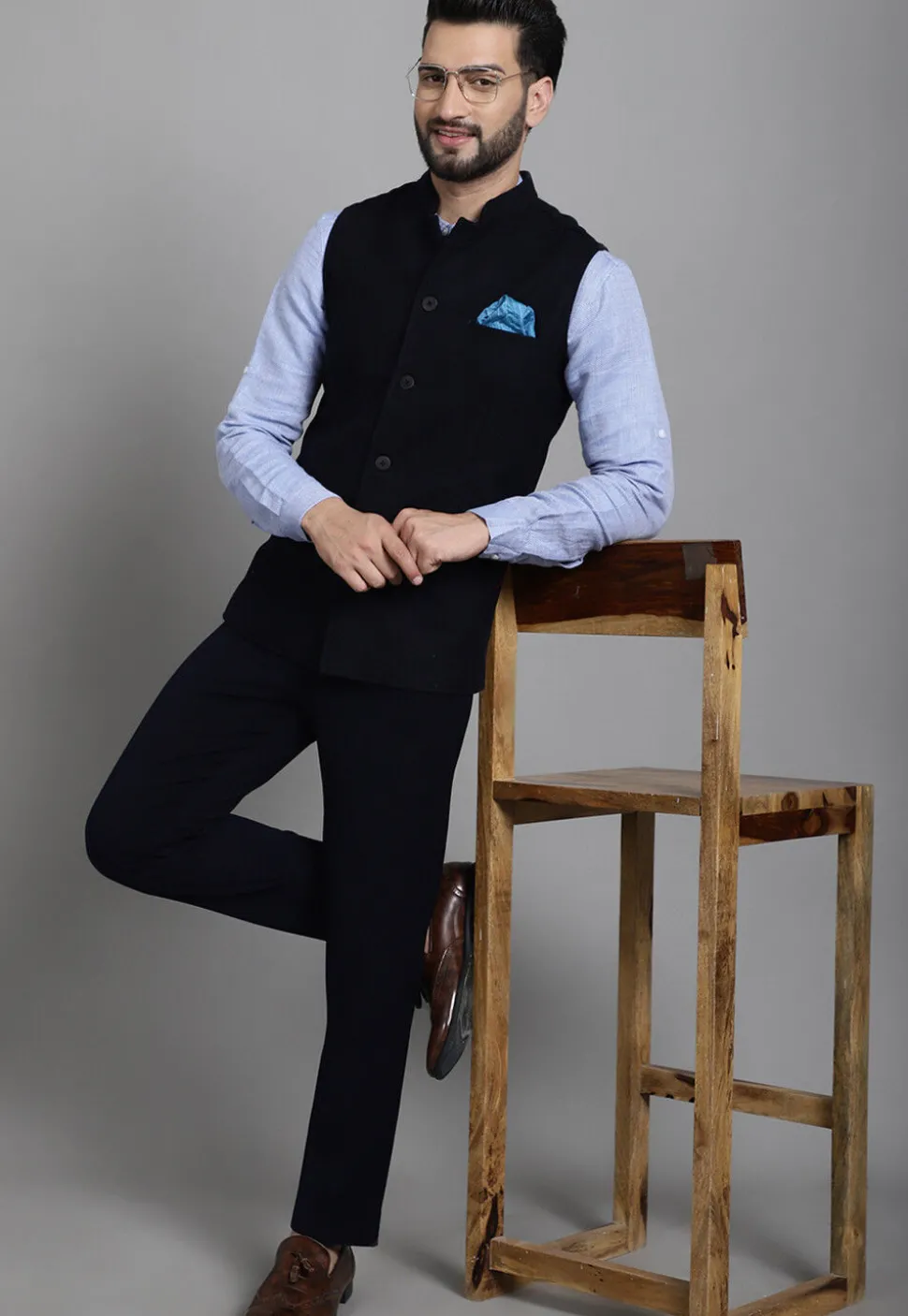 Solid Color Suede Nehru Jacket in Navy Blue