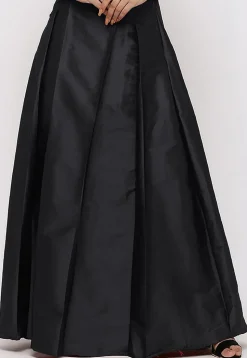 Solid Color Taffeta Silk Box Pleated Skirt in Black