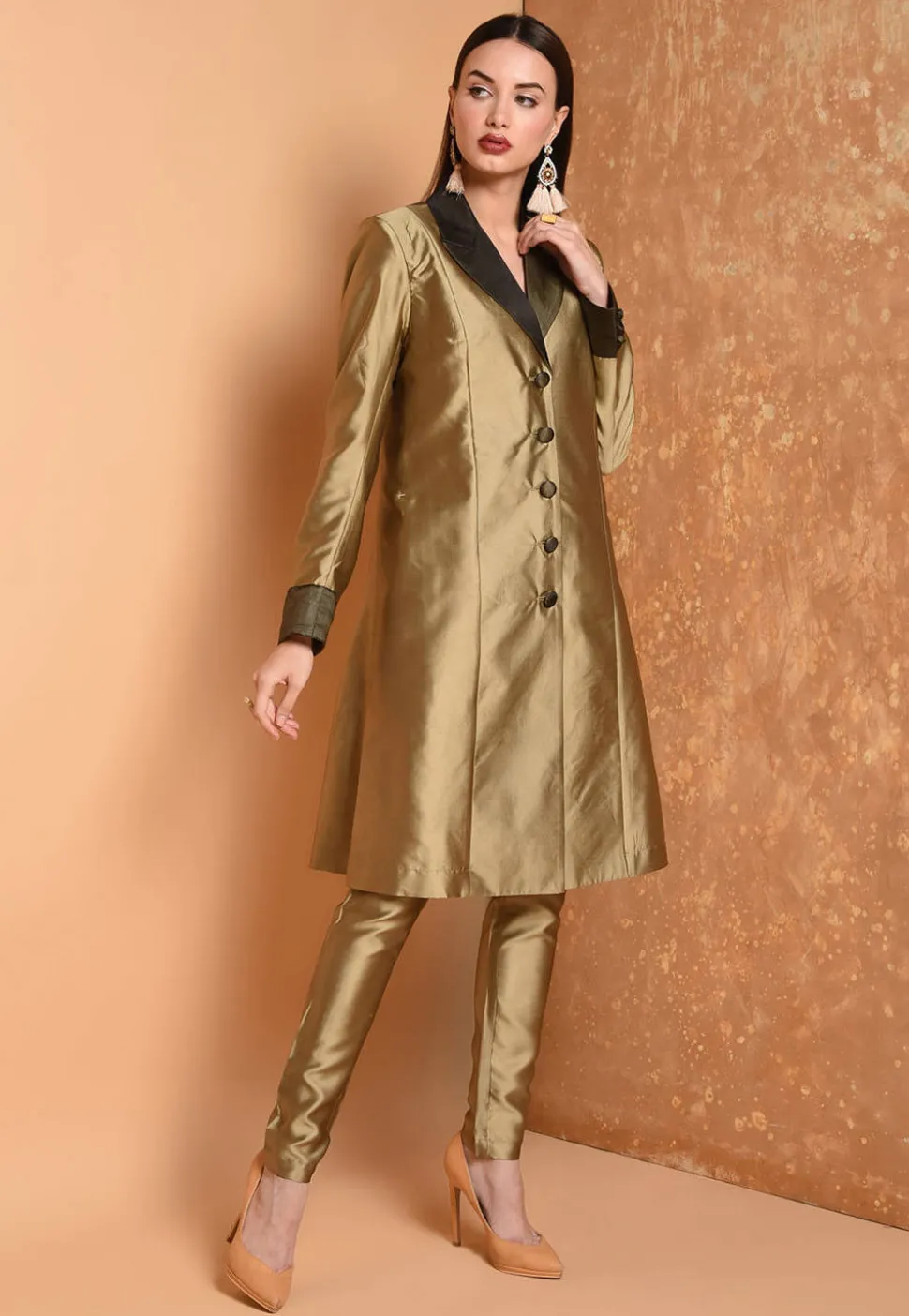 Solid Color Taffeta Silk Tunic with Pant in Golden
