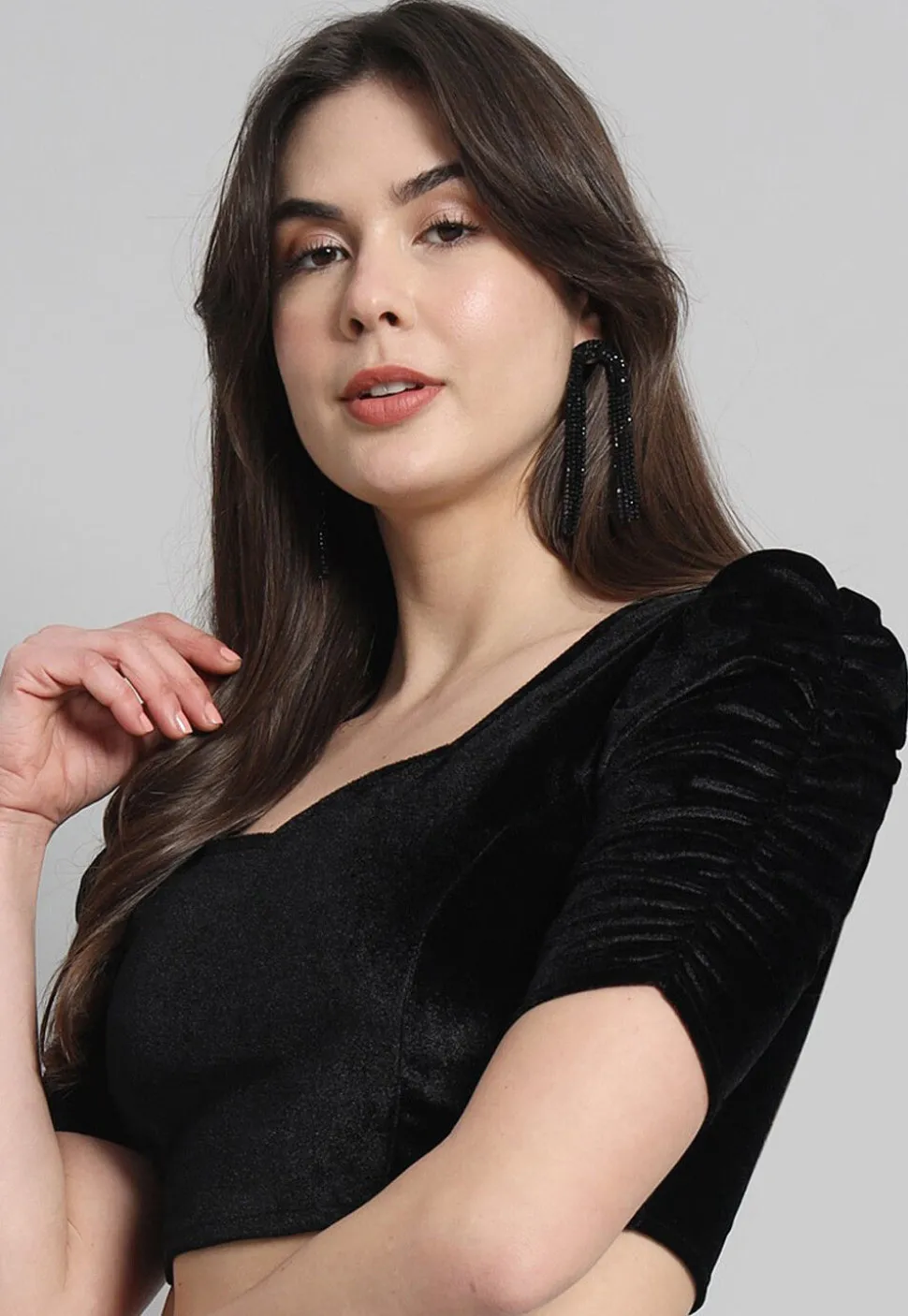 Solid Color Velvet Blouse in Black