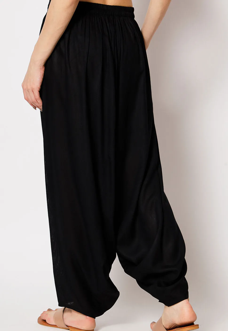 Solid Color Viscose Harem Pants in Black