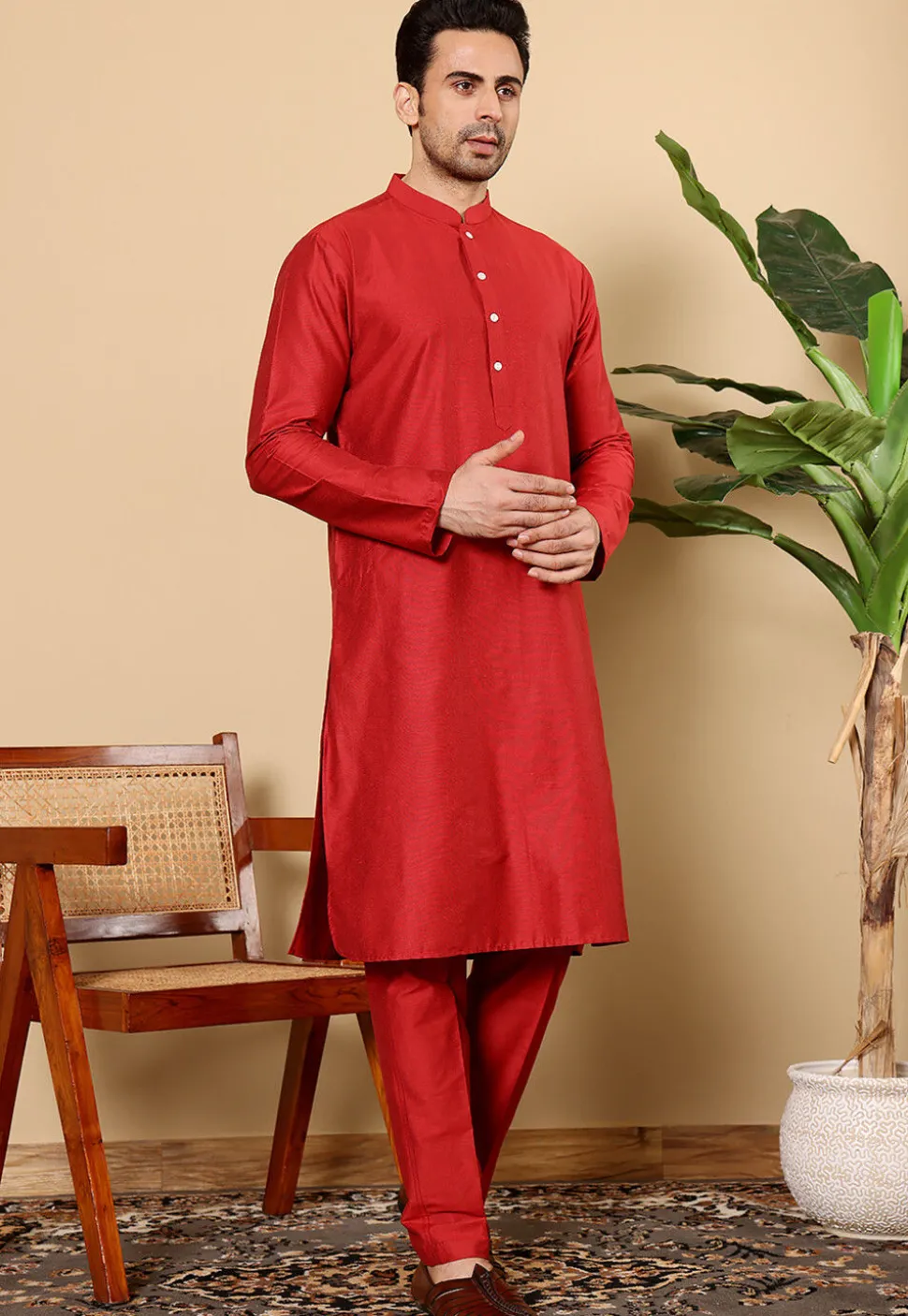 Solid Color Viscose Silk Kurta in Red