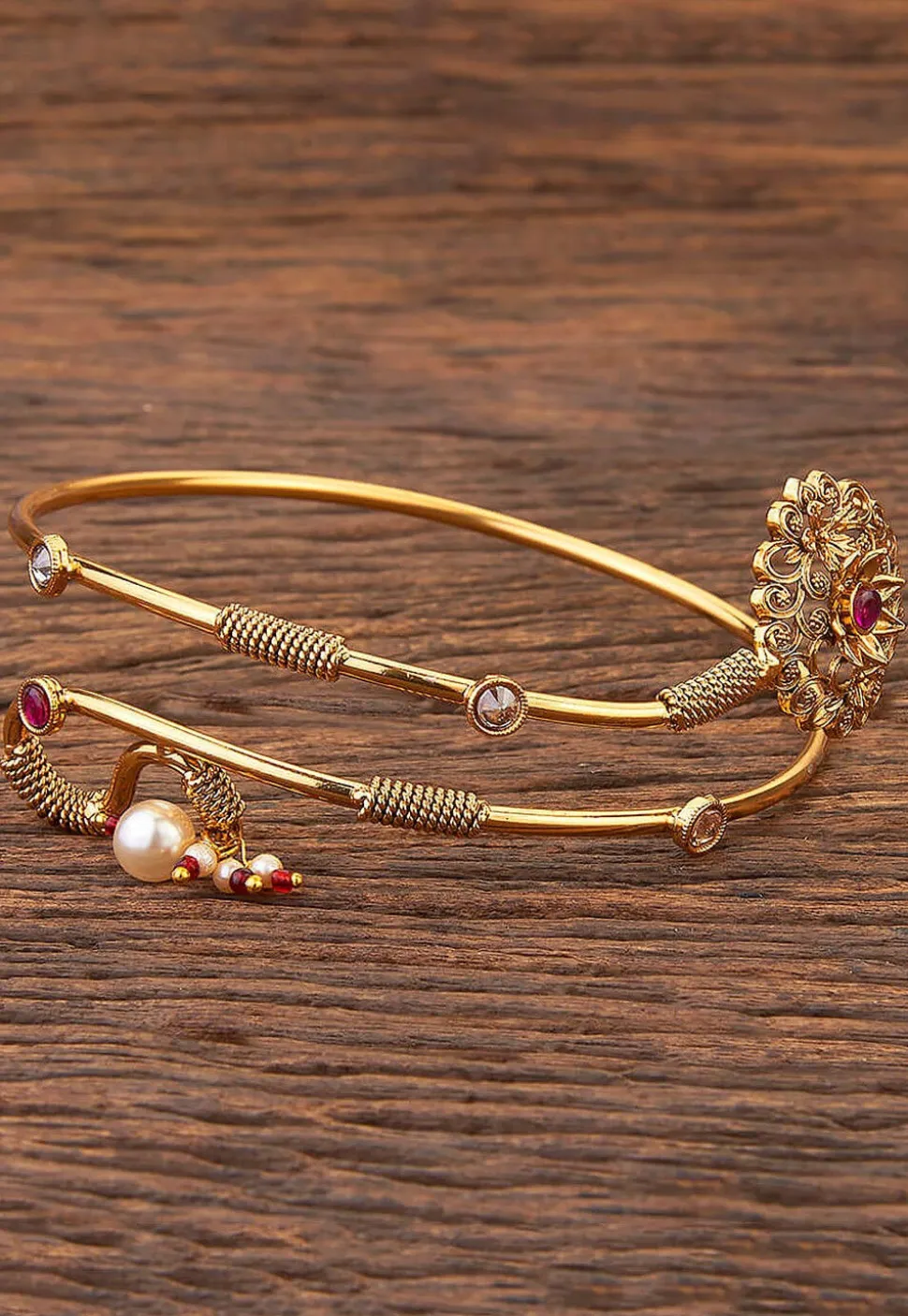 Stone Studded Adjustable Armlet
