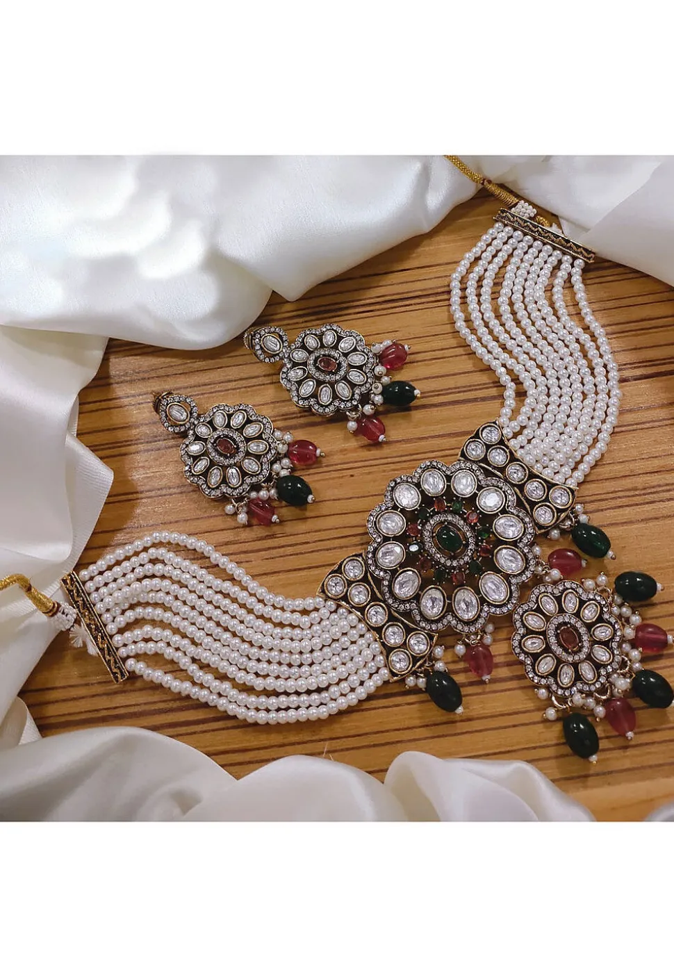 Stone Studded Choker Necklace Set