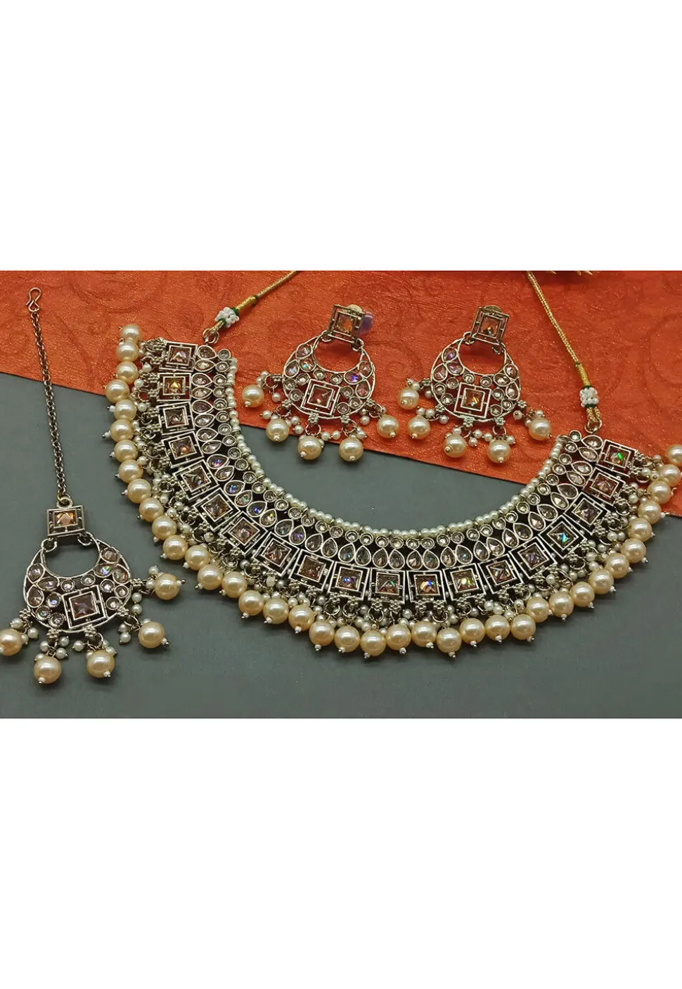 Stone Studded Choker Necklace Set