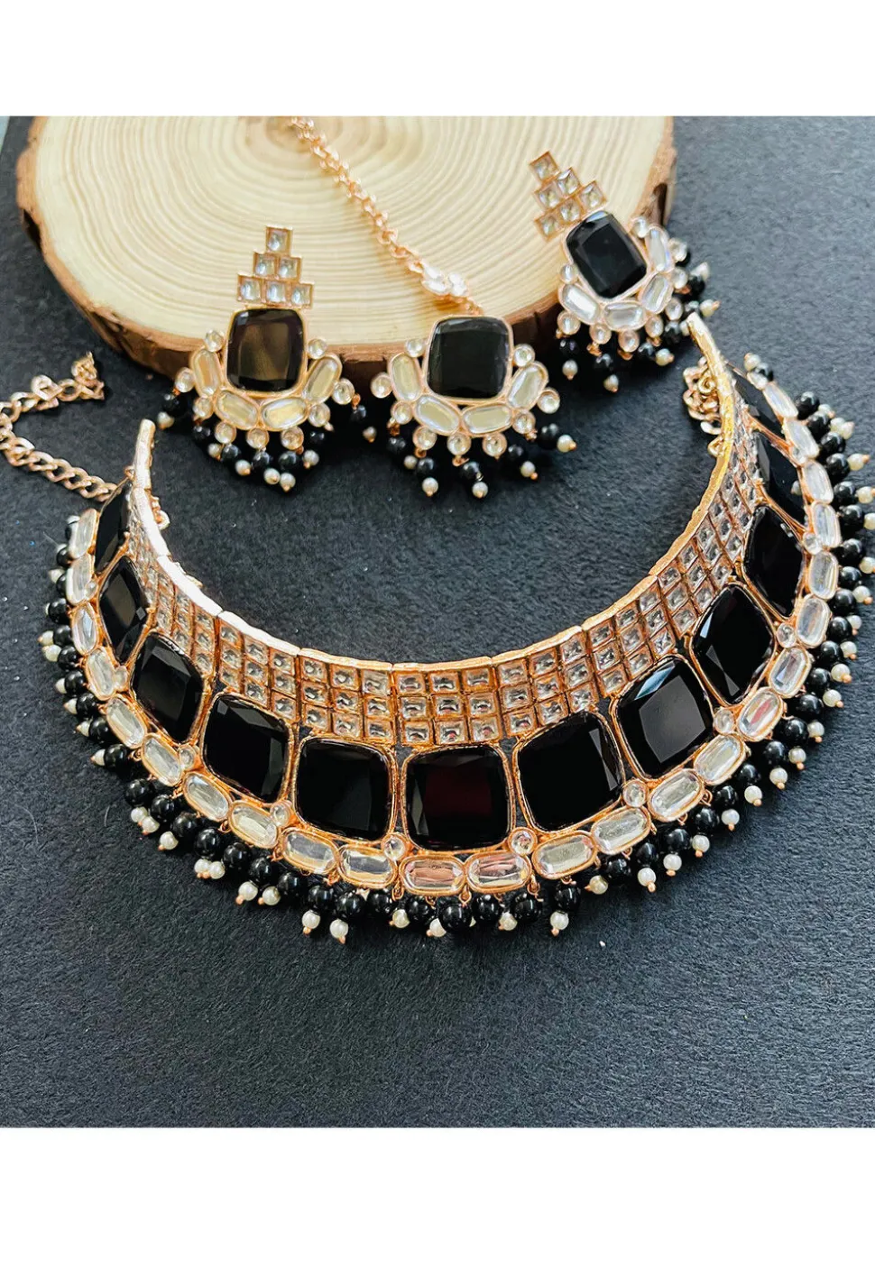 Stone Studded Choker Necklace Set