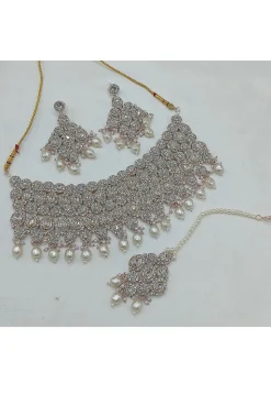 Stone Studded Choker Necklace Set