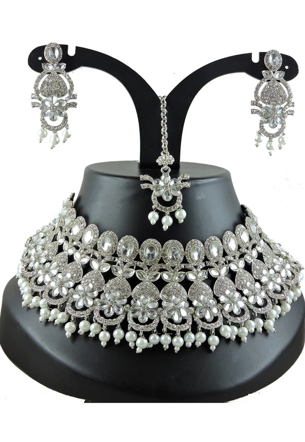 Stone Studded Choker Necklace Set