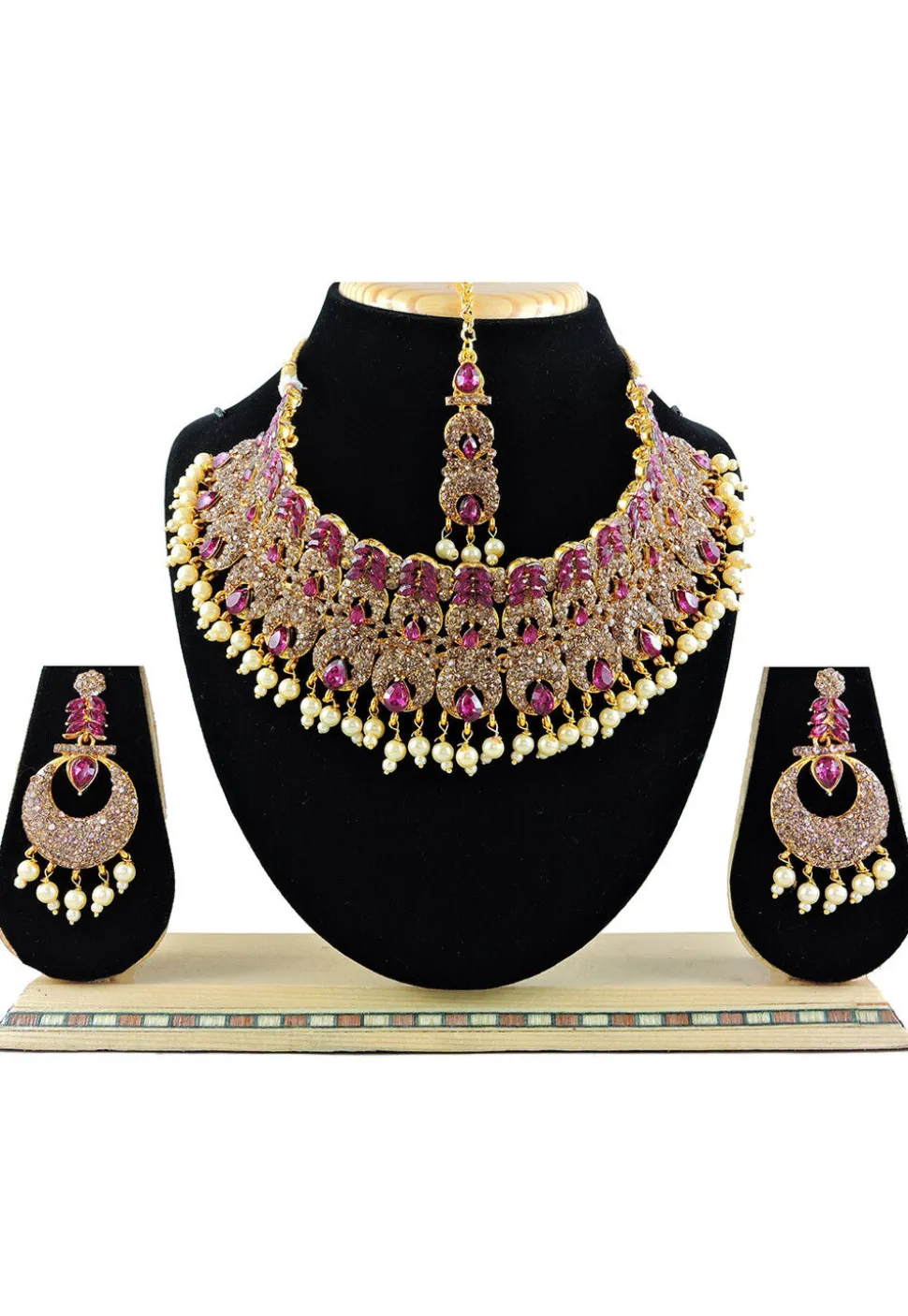 Stone Studded Choker Necklace Set