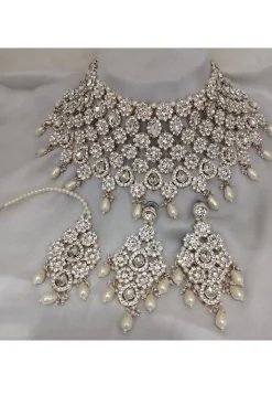 Stone Studded Choker Necklace Set